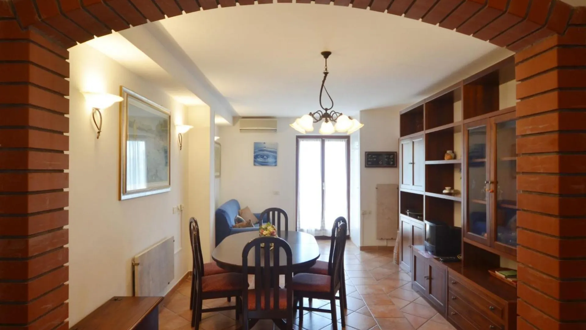 Two Bedroom Apartment With Balcony And Sea View Ровинь